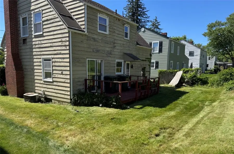 749 Pershing St, Ellwood City, PA 16117 - #3