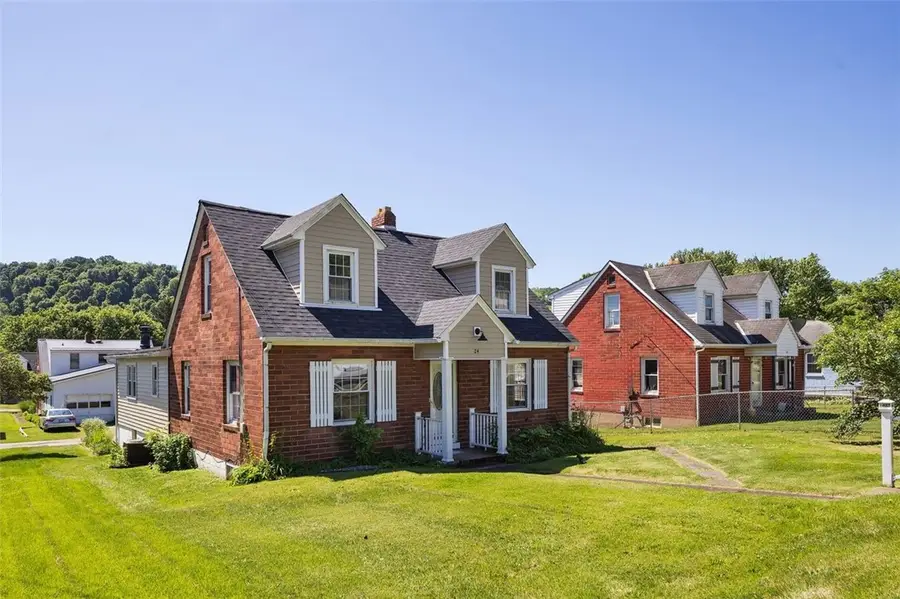 24 Taylor Ave, Clarksville, PA 15322 - #2
