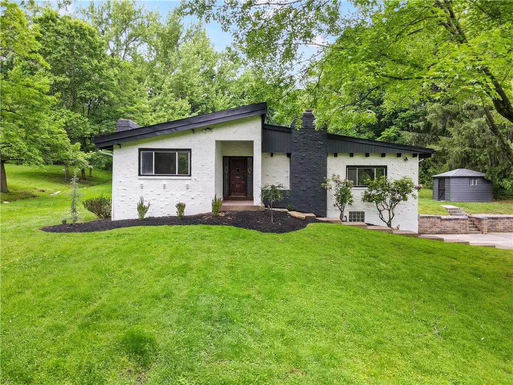 106 Nyetimber Pkwy, Coraopolis, PA 15108 - #1
