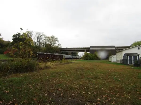 203 E Madison Ave, New Castle, PA 16102
