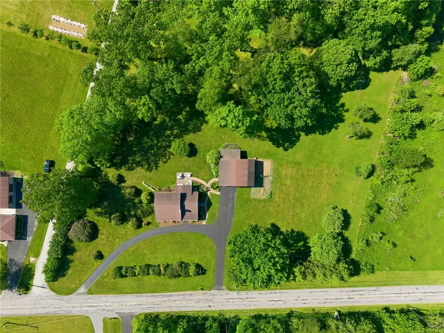 650 Unionville Rd, Butler, PA 16001 - #3
