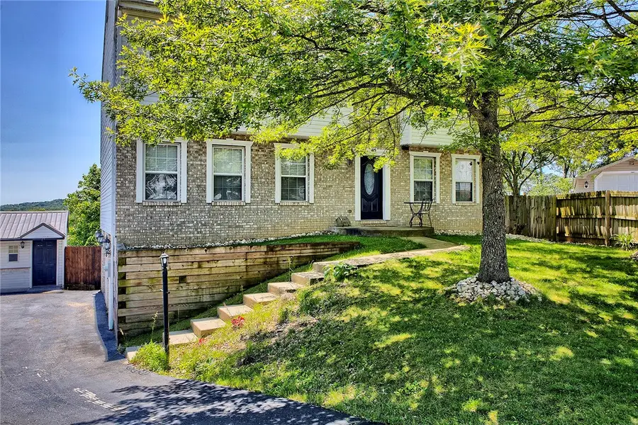 415 Crossbow Drive, New Stanton, PA 15672 - #2