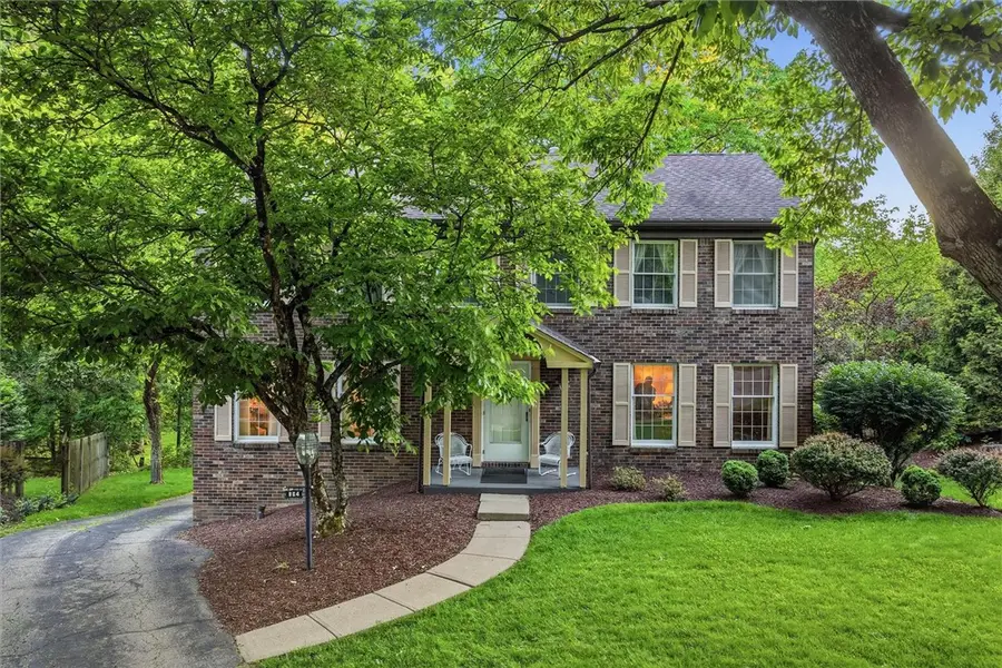 864 Eisenhower Dr, Pittsburgh, PA 15228 - #2