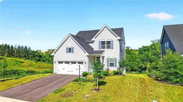 6 Dana Dr, Coraopolis, PA 15108