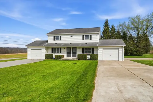 323 Brewster Rd, New Castle, PA 16102