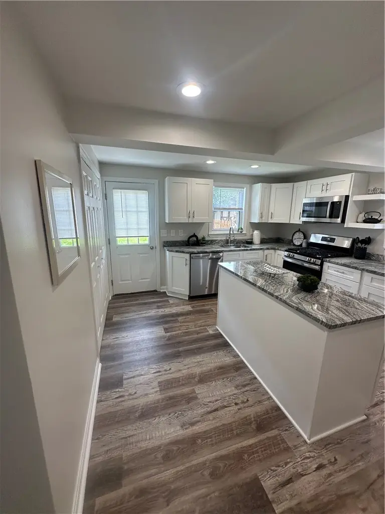2062 Elmbrook Ln, Pittsburgh, PA 15243 - #3