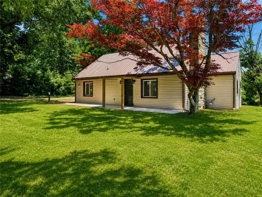 4531 Ridgeview Dr, Greensburg, PA 15601 - #2