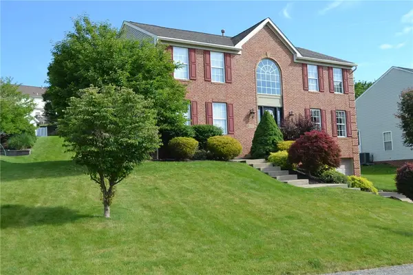 138 Valley View Dr, Rostraver Twp, PA 15012