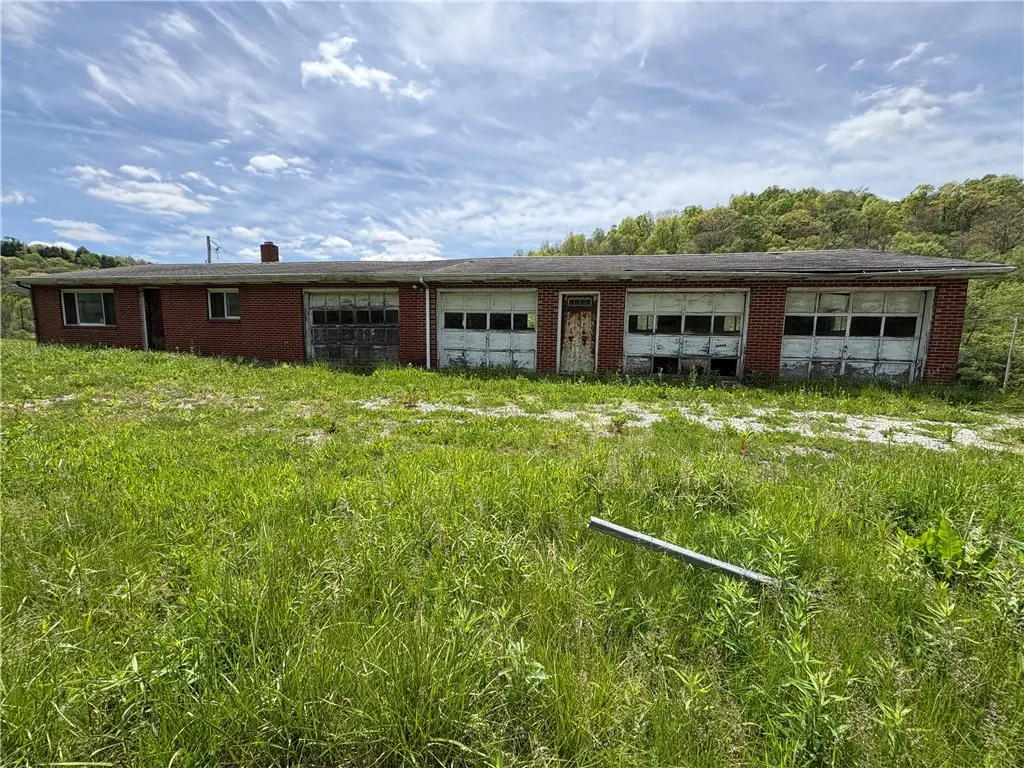 5479 Route 422 Hwy, Indiana, PA 15701 - #1