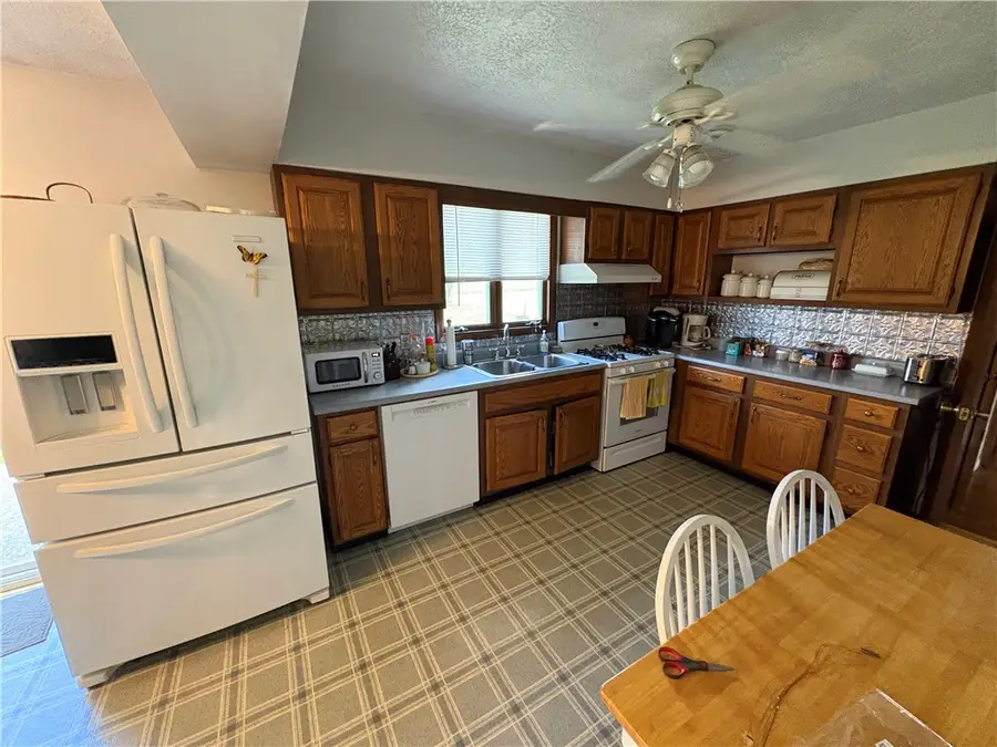 2742 No 8 Rd, Punxsutawney, PA 15767 - #3
