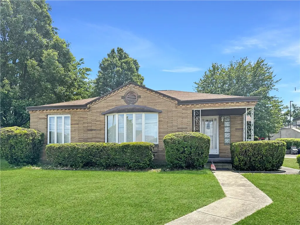 4120 Glencairn St, West Mifflin, PA 15122 - #1