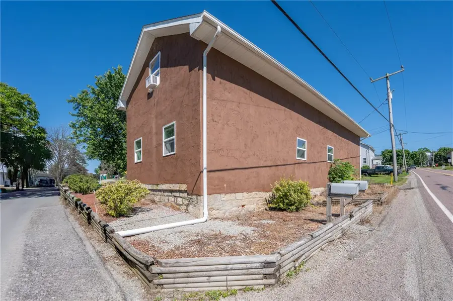 102 Lycippus Hardware Rd, Latrobe, PA 15650 - #2