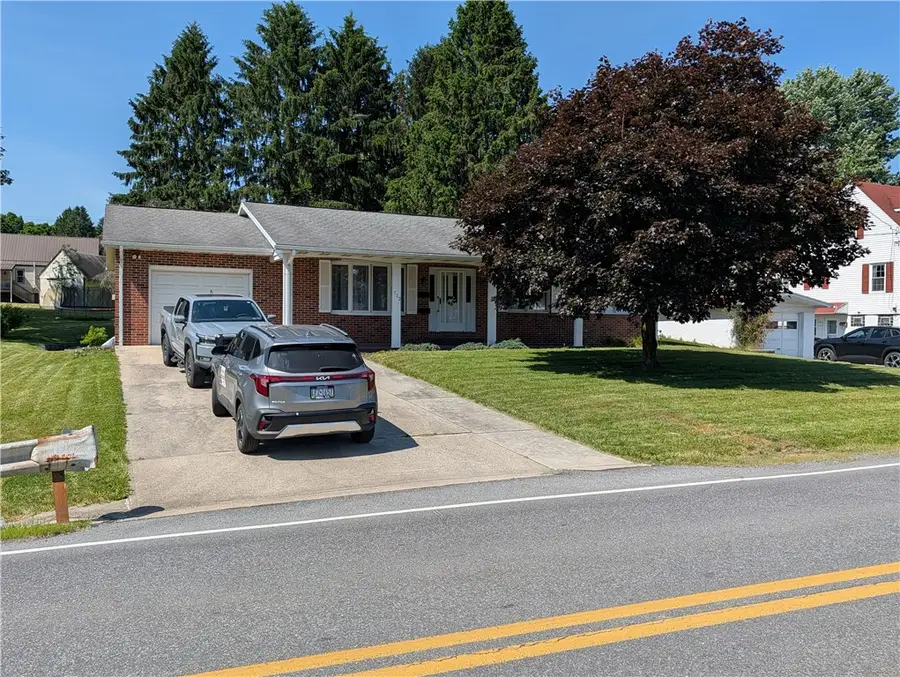 712 Belmont Street, Johnstown, PA 15904 - #3