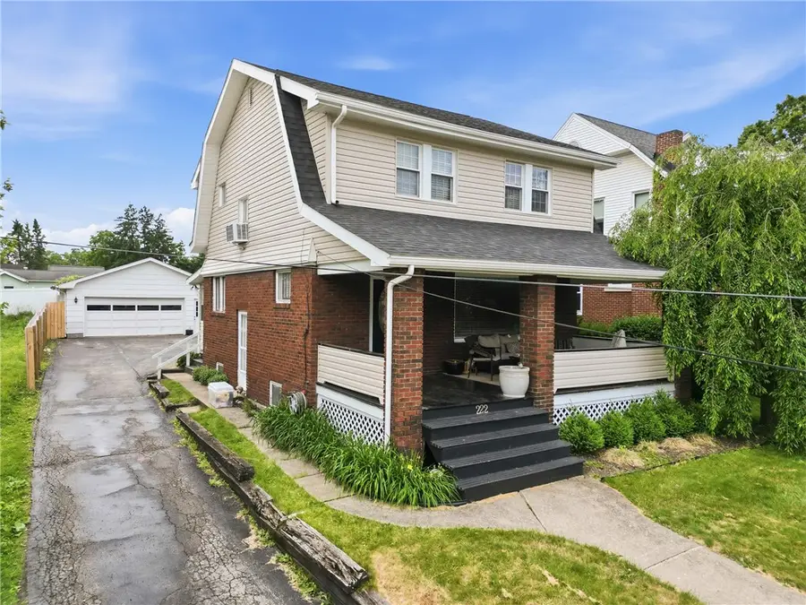 222 E Sheridan Ave, New Castle, PA 16105 - #3