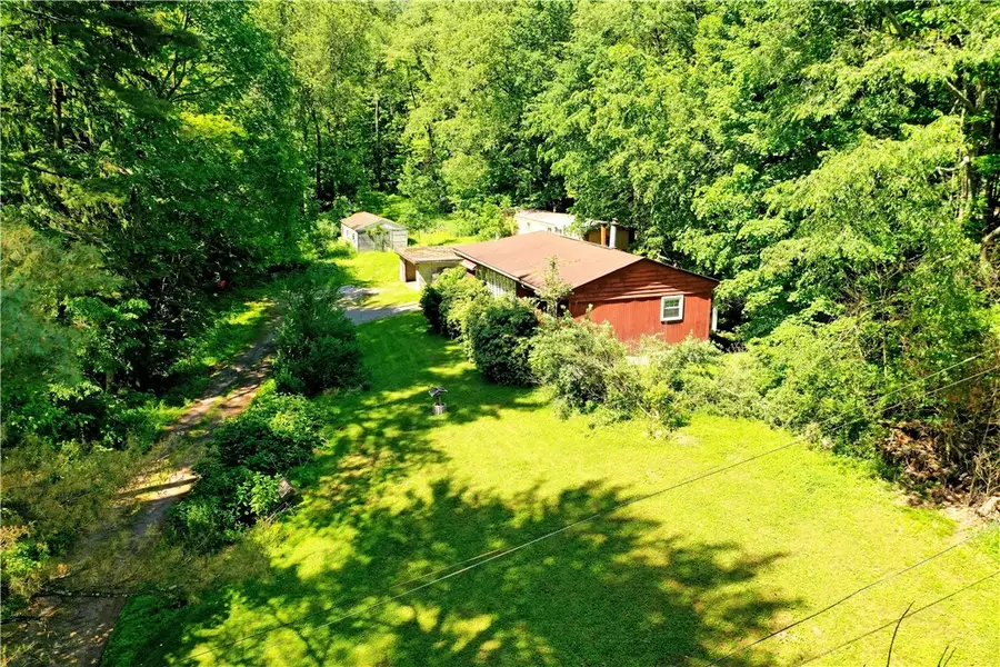 184 Mcclain Ln, New Castle, PA 16105 - #3
