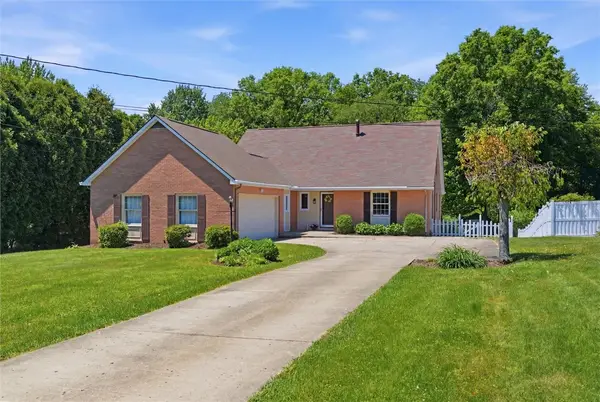 644 S Buhl Farm Dr, Hermitage, PA 16148