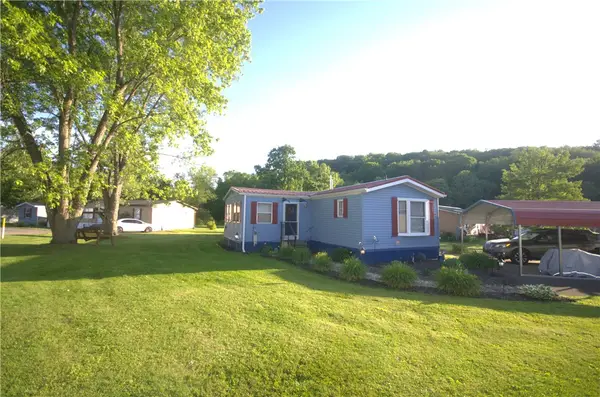 46 Maple Court, Beaver Falls, PA 15010