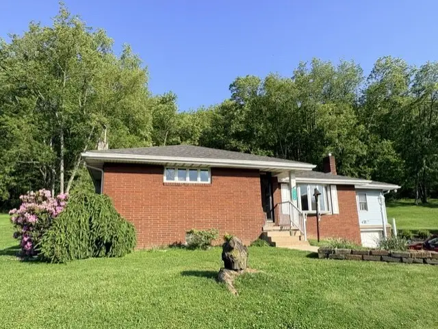 2434 Racetrack Rd, New Stanton, PA 15672 - #3