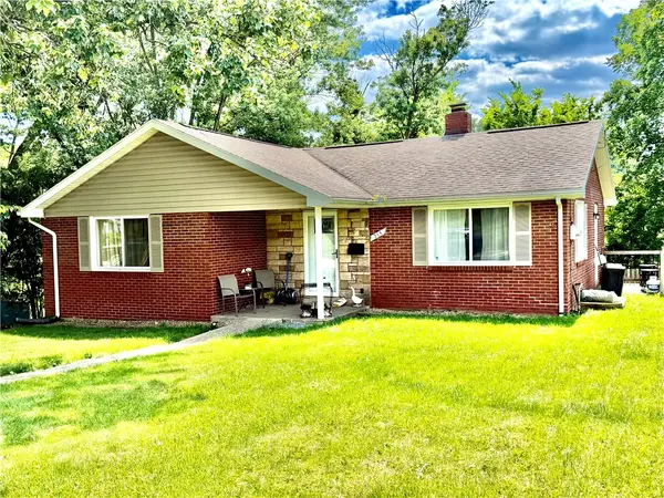 213 Shackelford Dr, Monroeville, PA 15146