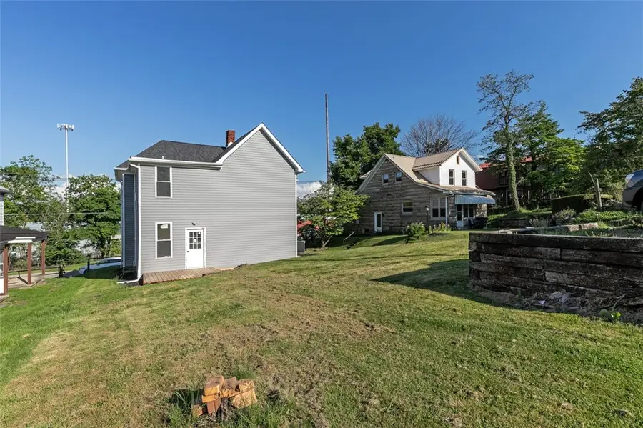 435 N Broadway St, Scottdale, PA 15683 - #2