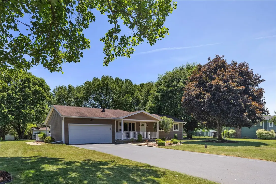 16 Aylesworth Way, Grove City, PA 16127 - #1