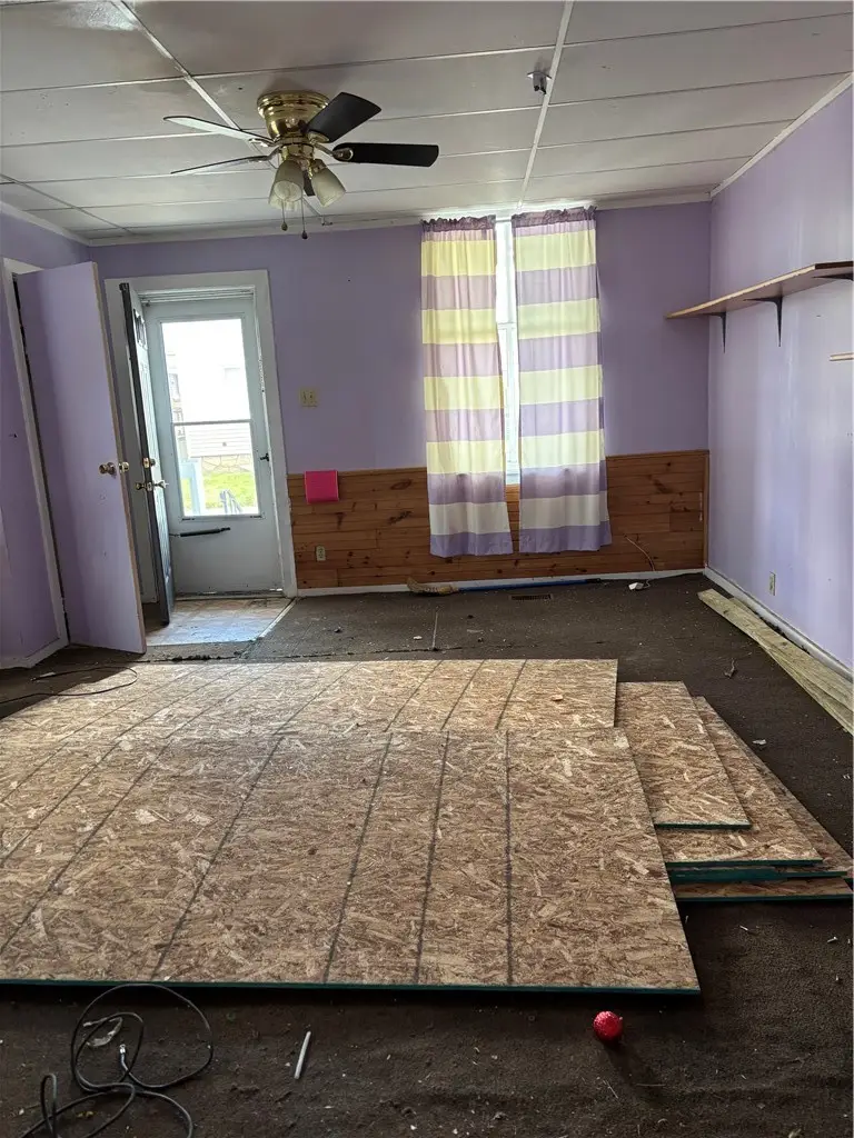 110 Main Street, Coraopolis, PA 15108 - #3
