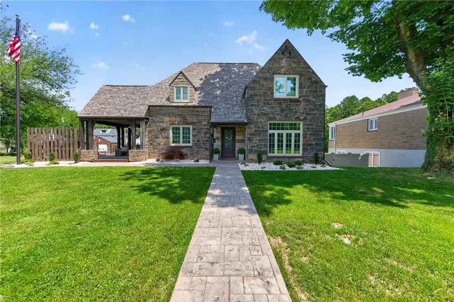 904 N Water St, Kittanning, PA 16201 - #2
