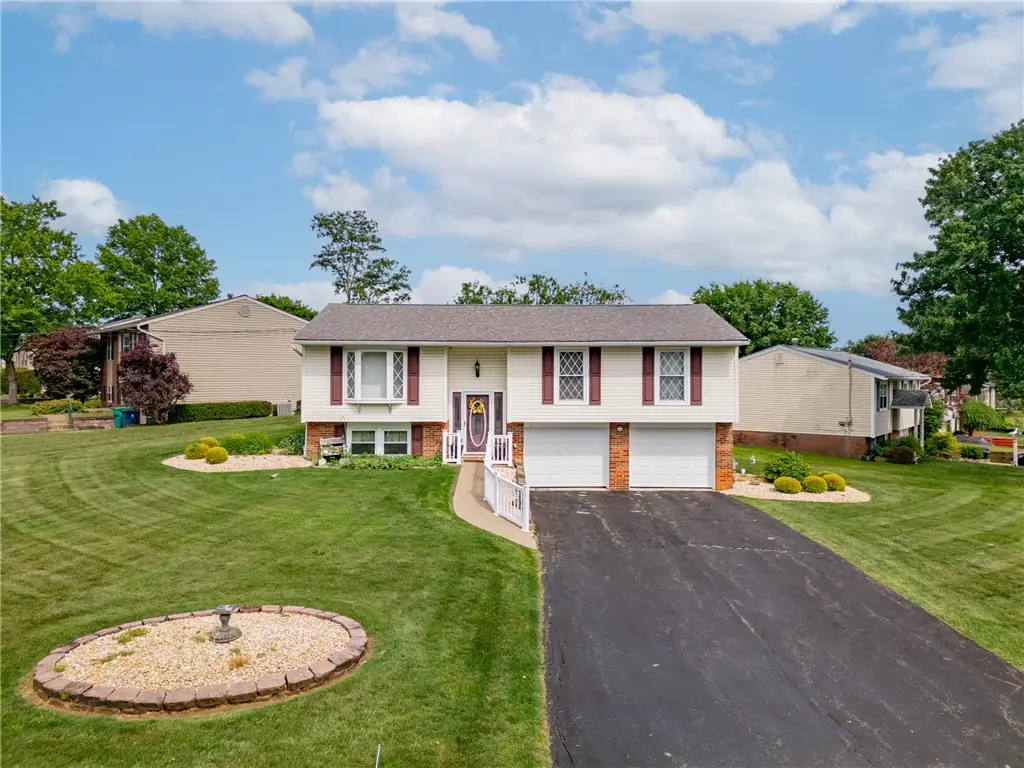 566 Sautter Dr, Crescent, PA 15046 - #1