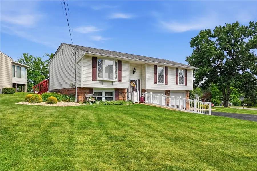566 Sautter Dr, Crescent, PA 15046 - #2