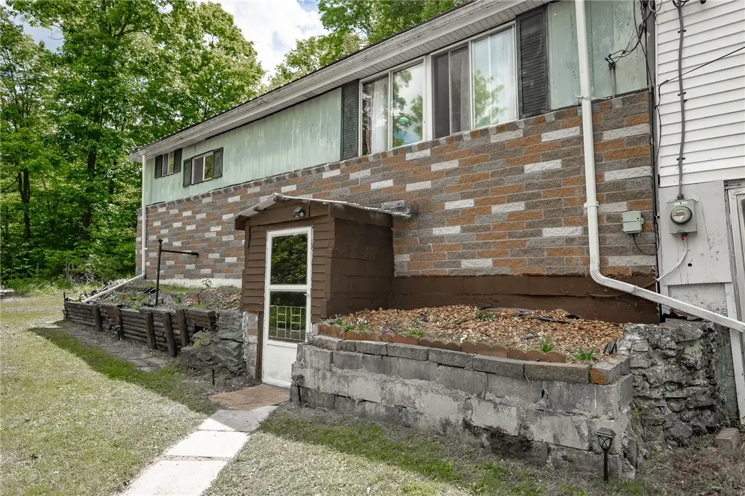 49 Durand Rd, Saltsburg, PA 15681 - #1