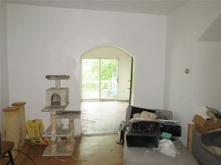 1111 Tyndall St, Pittsburgh, PA 15204 - #3