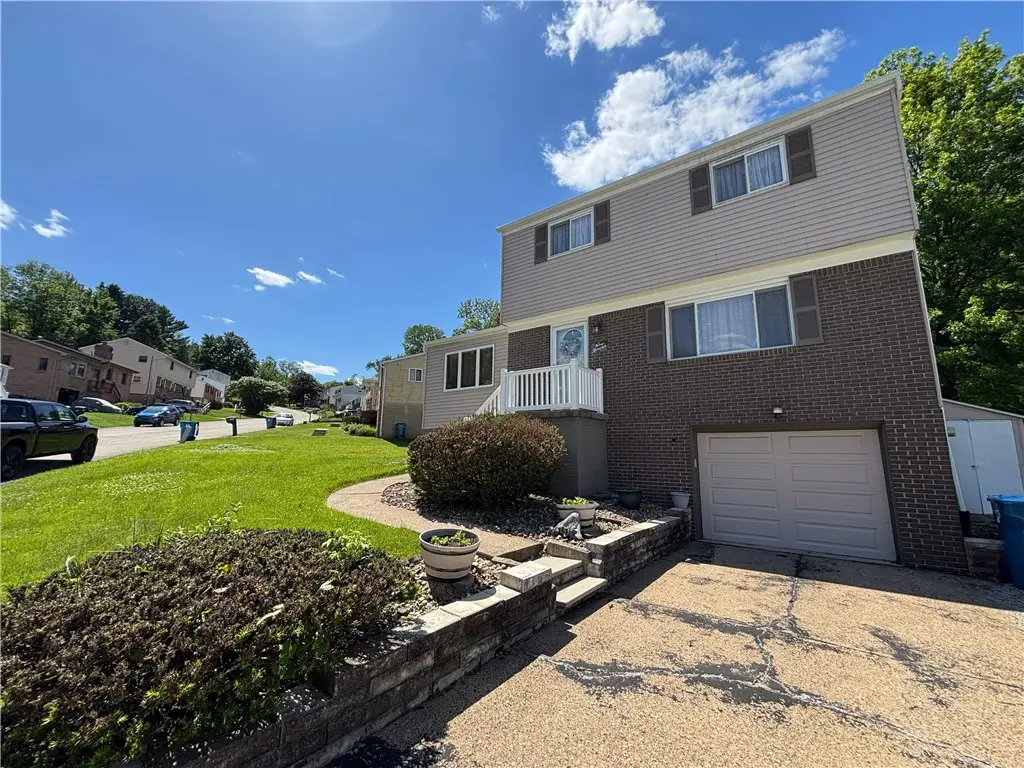 537 Invicta Dr, Pittsburgh, PA 15235 - #1