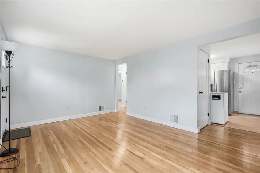 1015 Valora St, Pittsburgh, PA 15220 - #3
