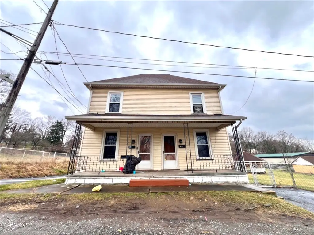 101 W Fulton St, New Castle, PA 16102 - #1