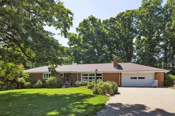 117 Schenley Dr, Canonsburg, PA 15317