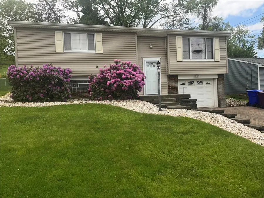 512 Malabar Drive, Pittsburgh, PA 15239 - #3