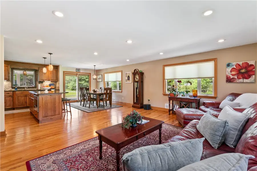 240 Kaufman Rd, Gibsonia, PA 15044 - #3