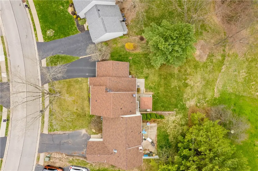 2554 B Pheasant Run Dr, Wexford, PA 15090 - #2