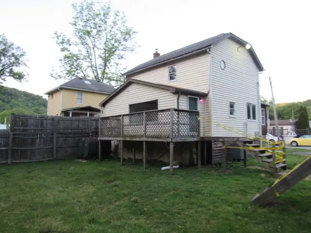 215 Hillview Lane, Melcroft, PA 15462 - #2