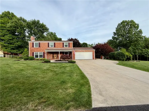 5005 Northlawn Cir, Murrysville, PA 15668