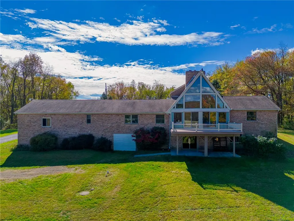 273 Fairview Rd, Midland, PA 15059 - #1