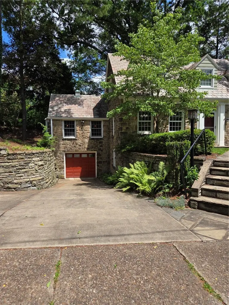 1025 Washington Avenue, Oakmont, PA 15139 - #1