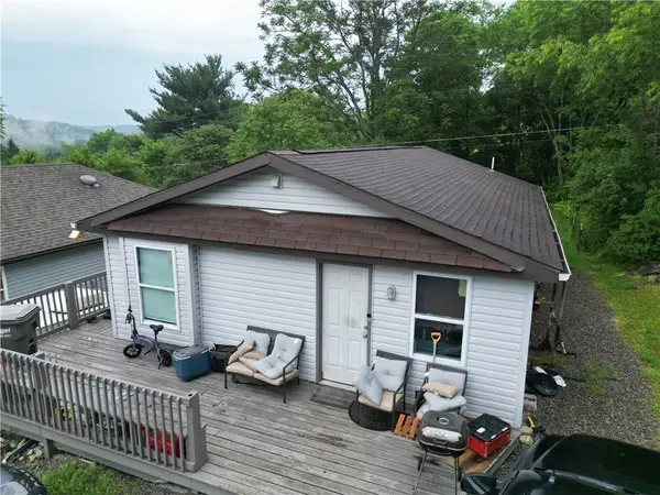 1119 Layton Rd, Butler, PA 16001