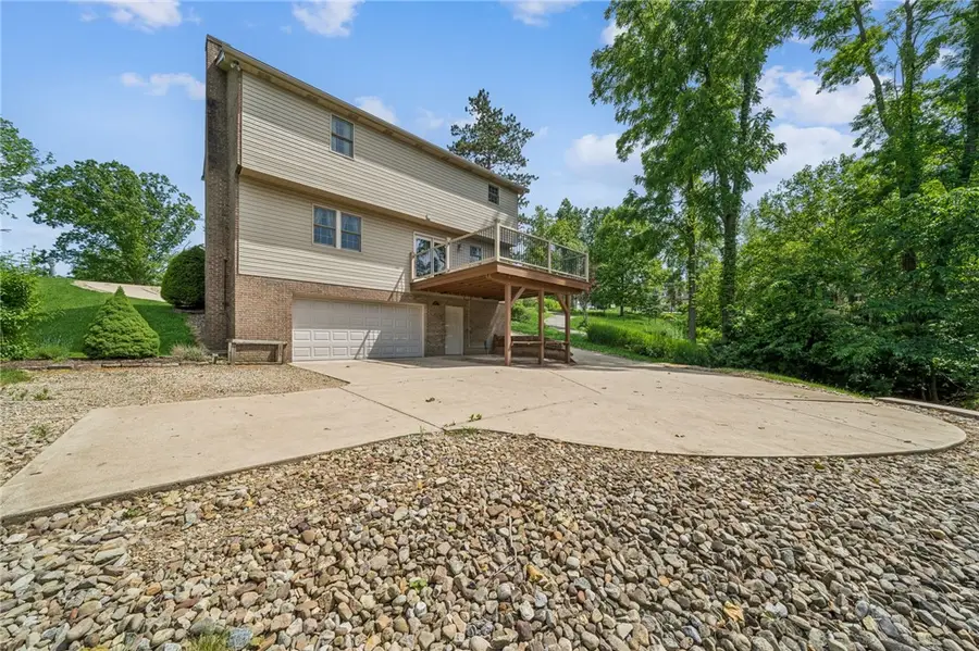 61 Greenhill Dr, Washington, PA 15301 - #3