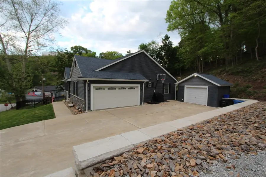 1003 Laurel Hill Dr, Homestead, PA 15120 - #3