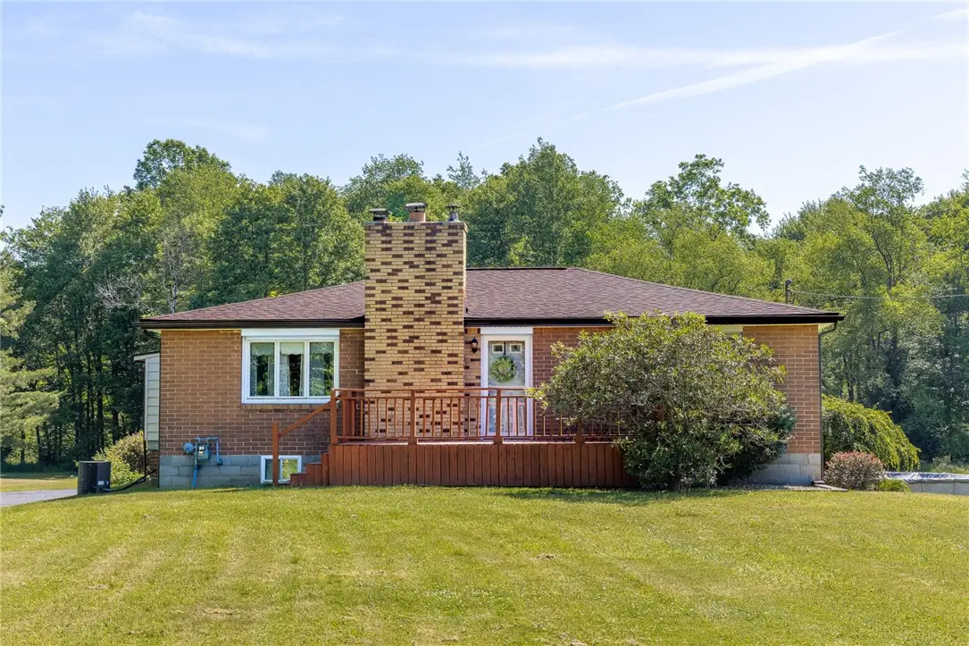 610 North Liberty Road, Grove City, PA 16127 - #1
