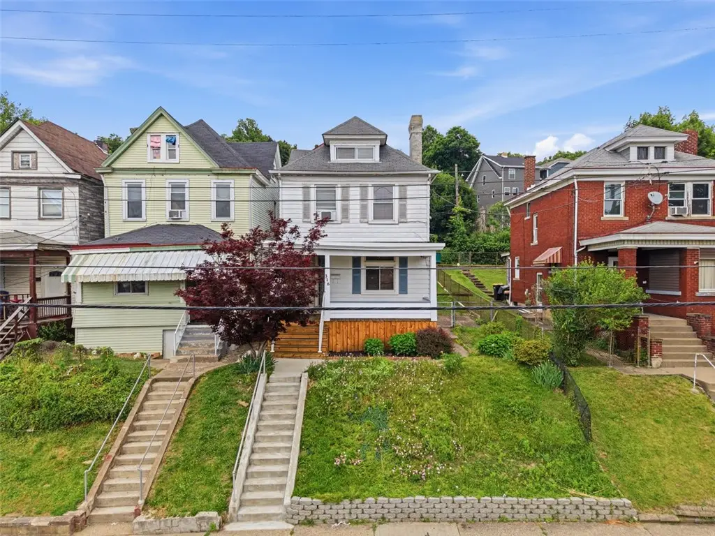 316 Broadway Ave, McKees Rocks, PA 15136 - #1