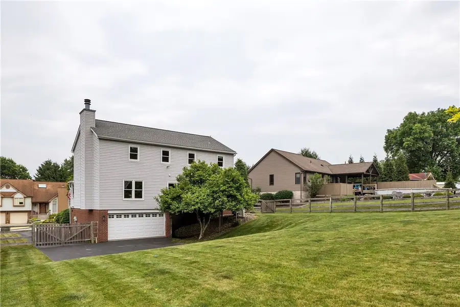 3 Sarah Ct., Irwin, PA 15642 - #3