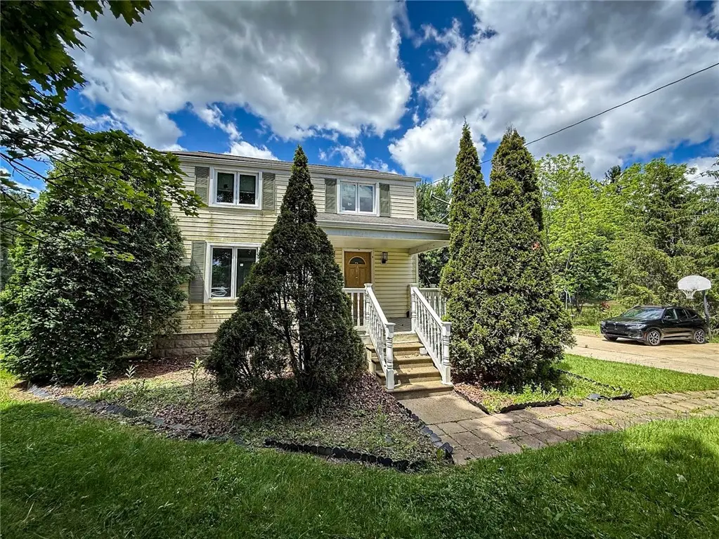 306 Meridian Rd, Butler, PA 16001 - #1