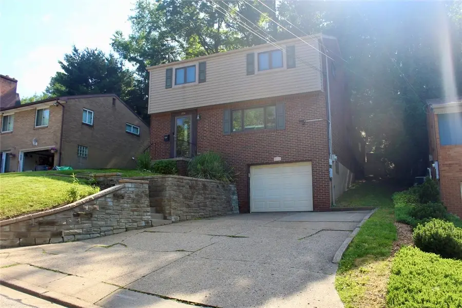 206 Glasgow Rd, Pittsburgh, PA 15221 - #2